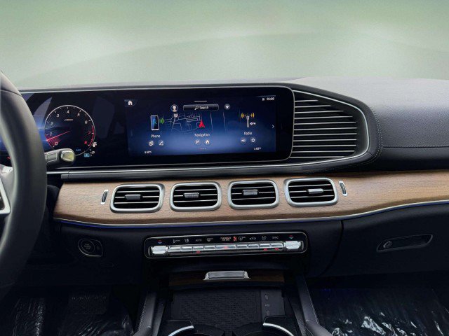 Certified 2026 Mercedes-Benz GLE 350 4MATIC image 13