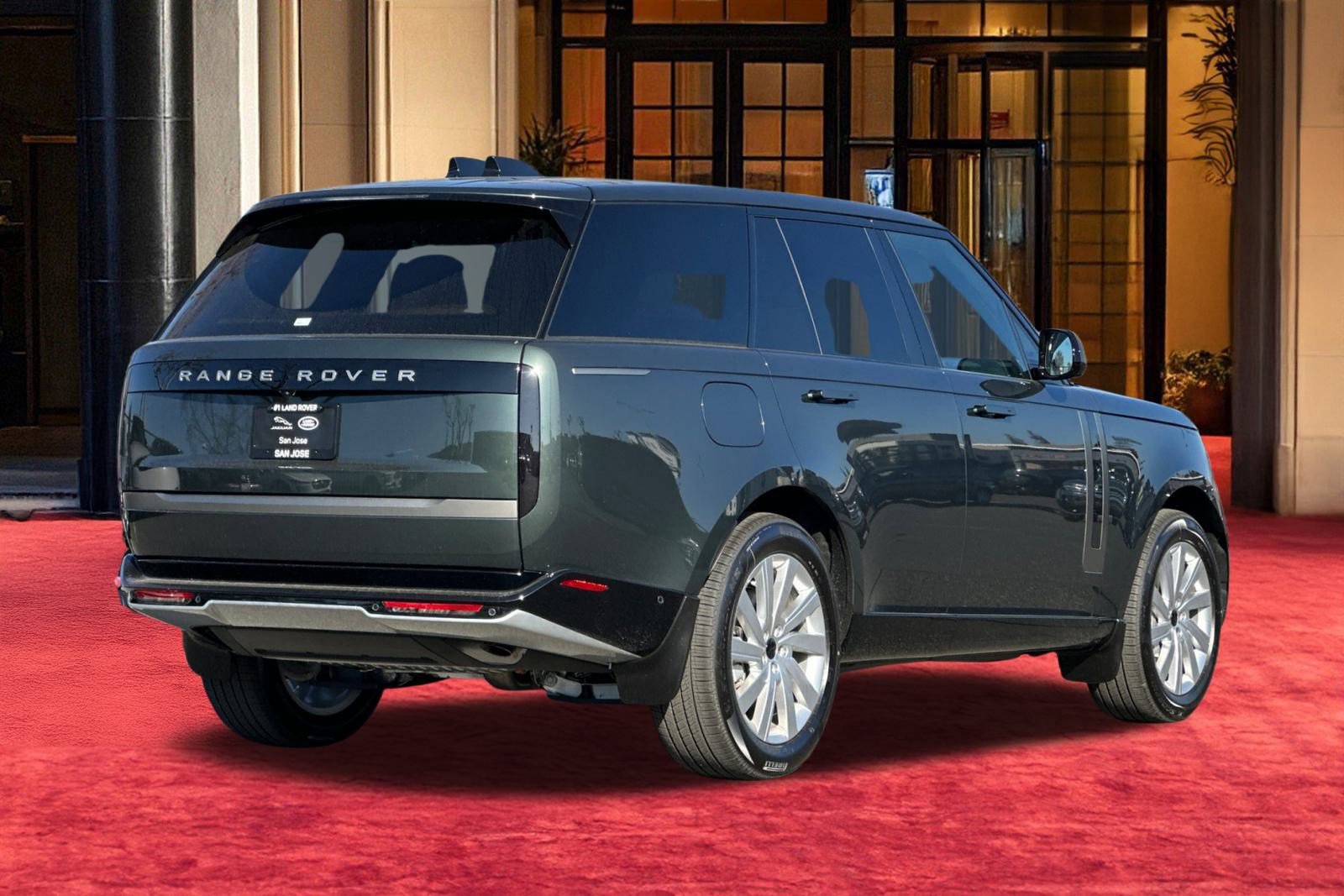 New 2026 Land Rover Range Rover SE image 10