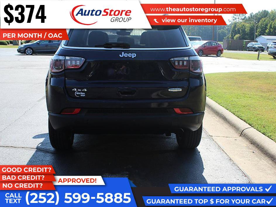 Used 2017 Jeep Compass Latitude w/ Cold Weather Group AWD/4WD image 7