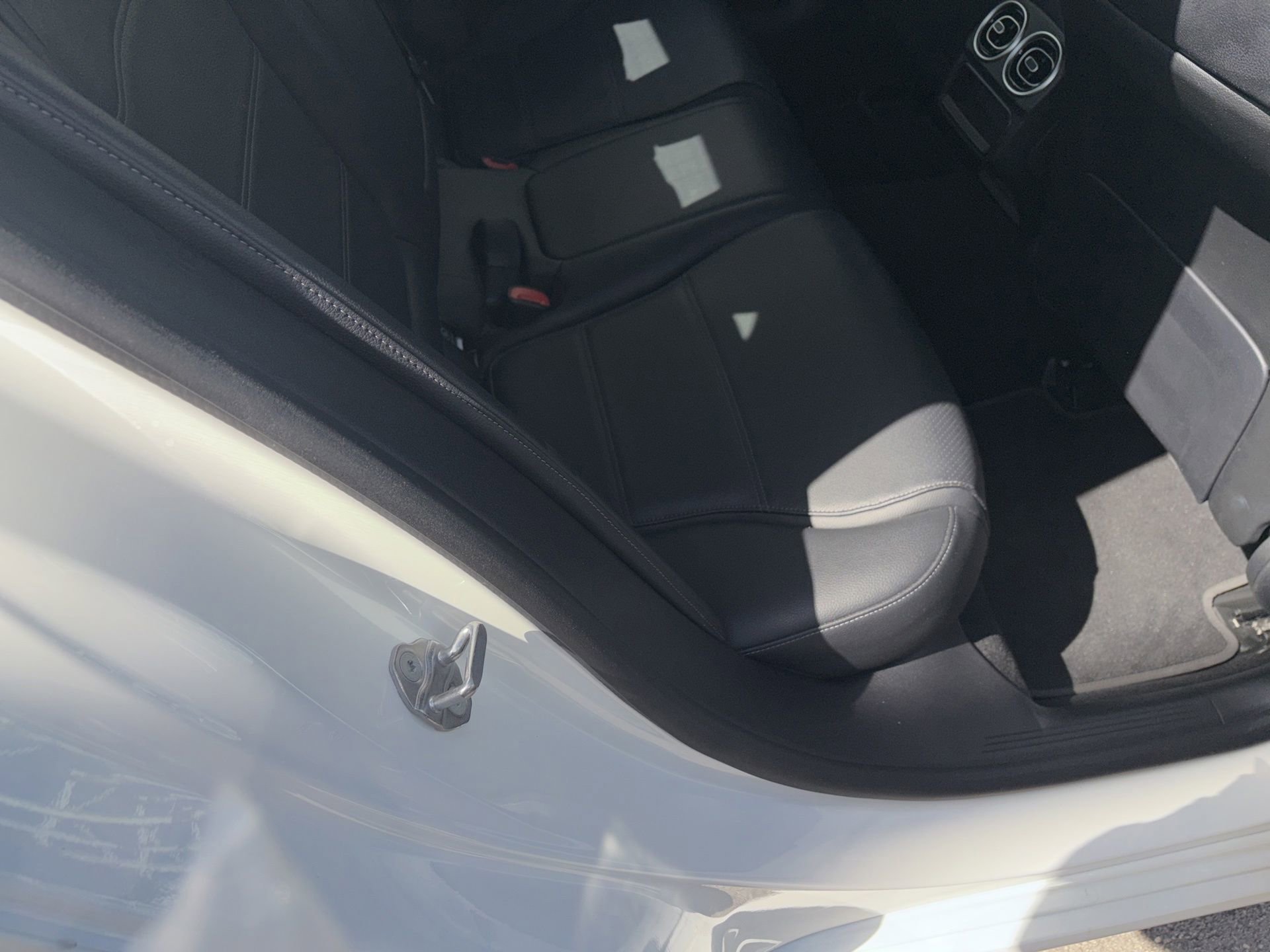 Used 2022 Mercedes-Benz C 300 Sedan image 11