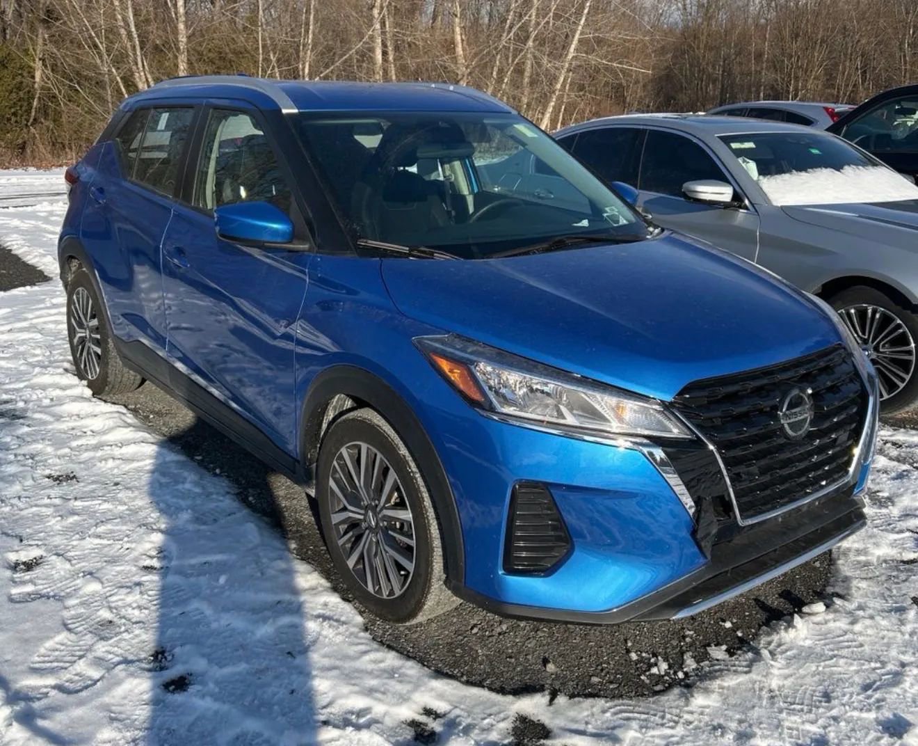 Used 2021 Nissan Kicks SV image 4