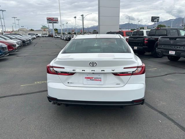 Used 2026 Toyota Camry SE FWD image 10