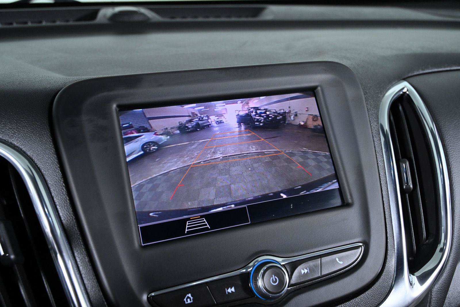 Used 2022 Chevrolet Equinox LT AWD/4WD image 13