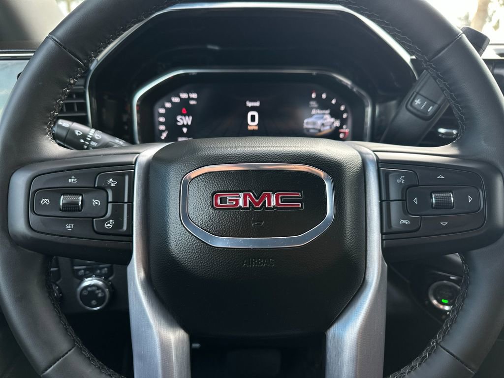 Used 2025 GMC Sierra 1500 SLE image 22