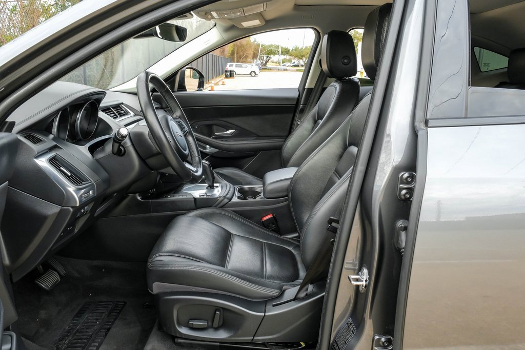 Used 2020 Jaguar E-PACE image 3