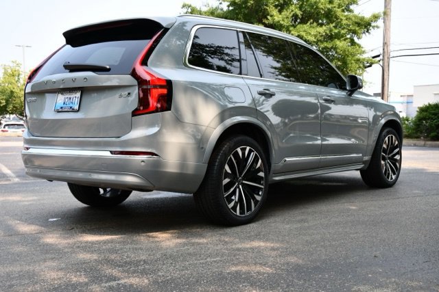 New 2026 Volvo XC90 B6 Plus w/ Protection Package Premier AWD/4WD image 7