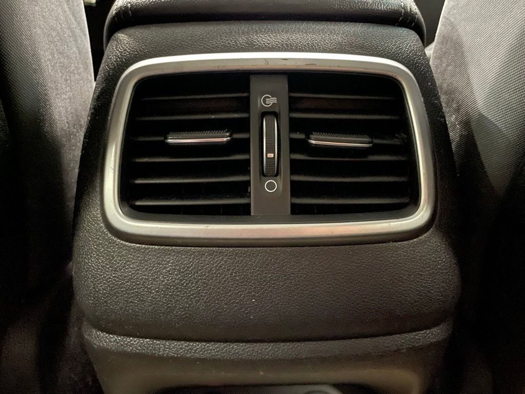 Used 2016 Kia Sorento LX image 22