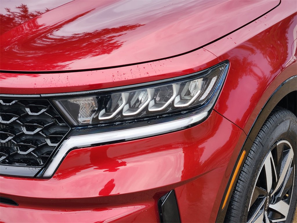 Used 2023 Kia Sorento EX w/ Panoramic Sunroof Package image 8