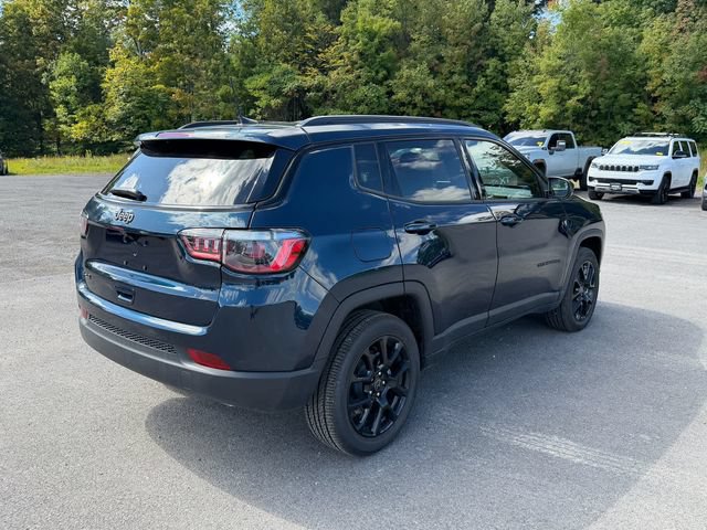New 2026 Jeep Compass Latitude AWD/4WD image 5