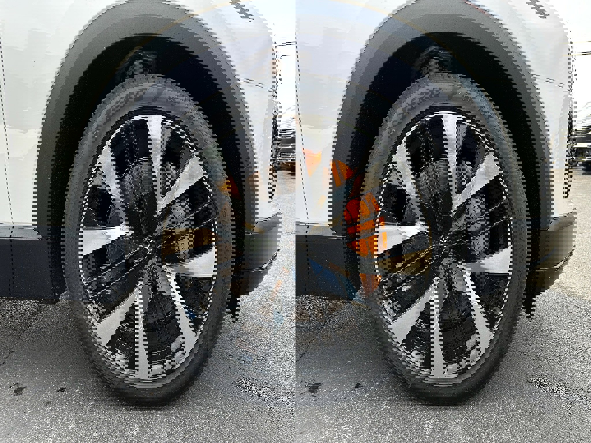 New 2025 Polestar Polestar 3 image 9