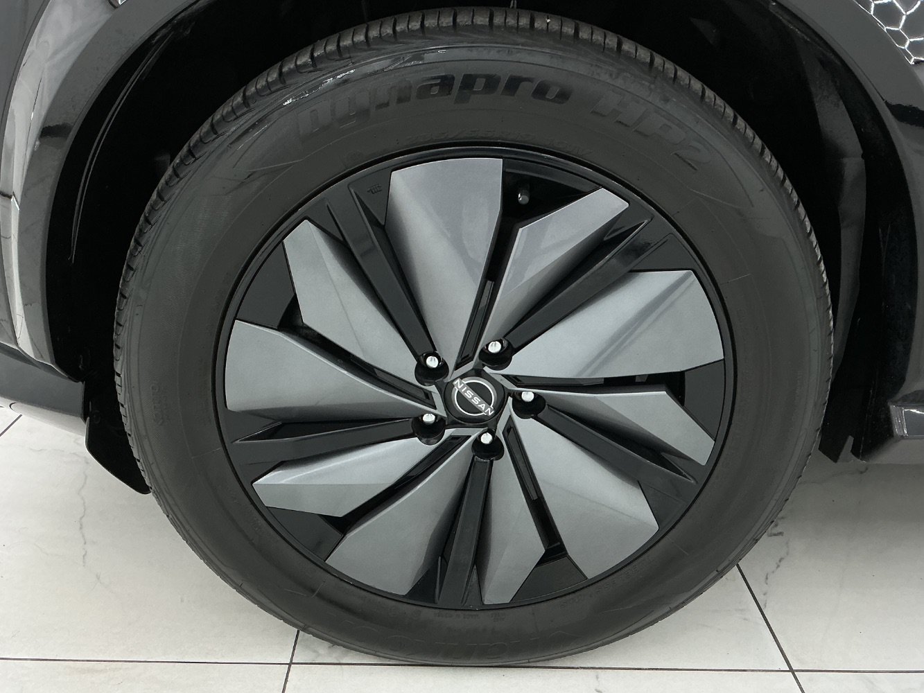 Used 2024 Nissan Ariya AWD image 47