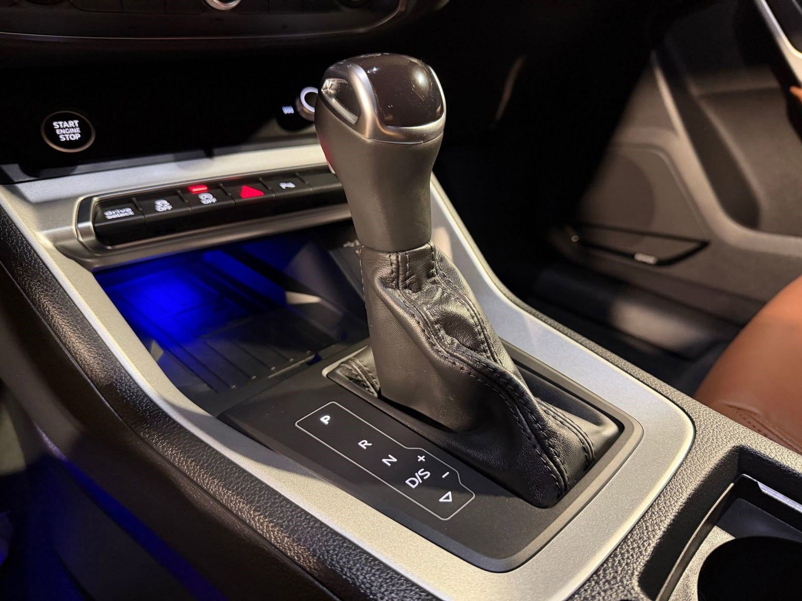 Used 2025 Audi Q3 2.0T Premium Plus w/ Premium Plus Package image 17