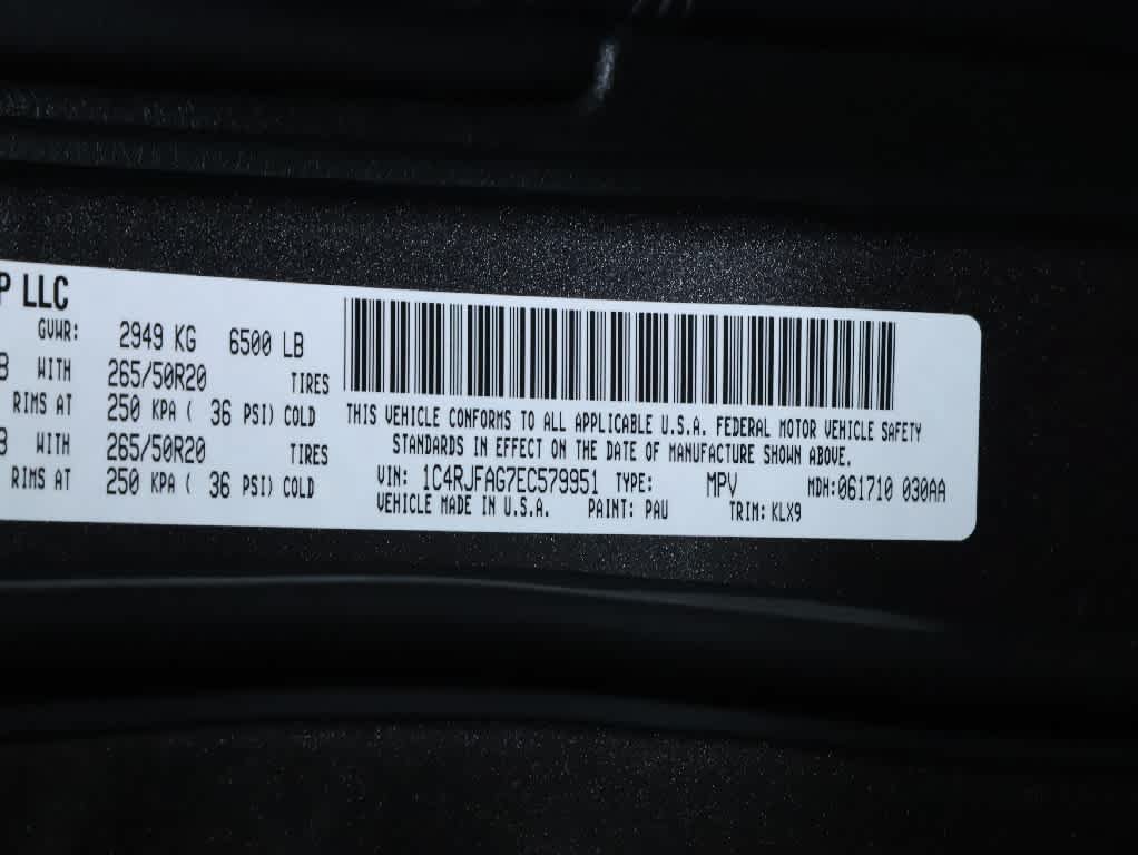 Used 2014 Jeep Grand Cherokee Altitude AWD/4WD image 21