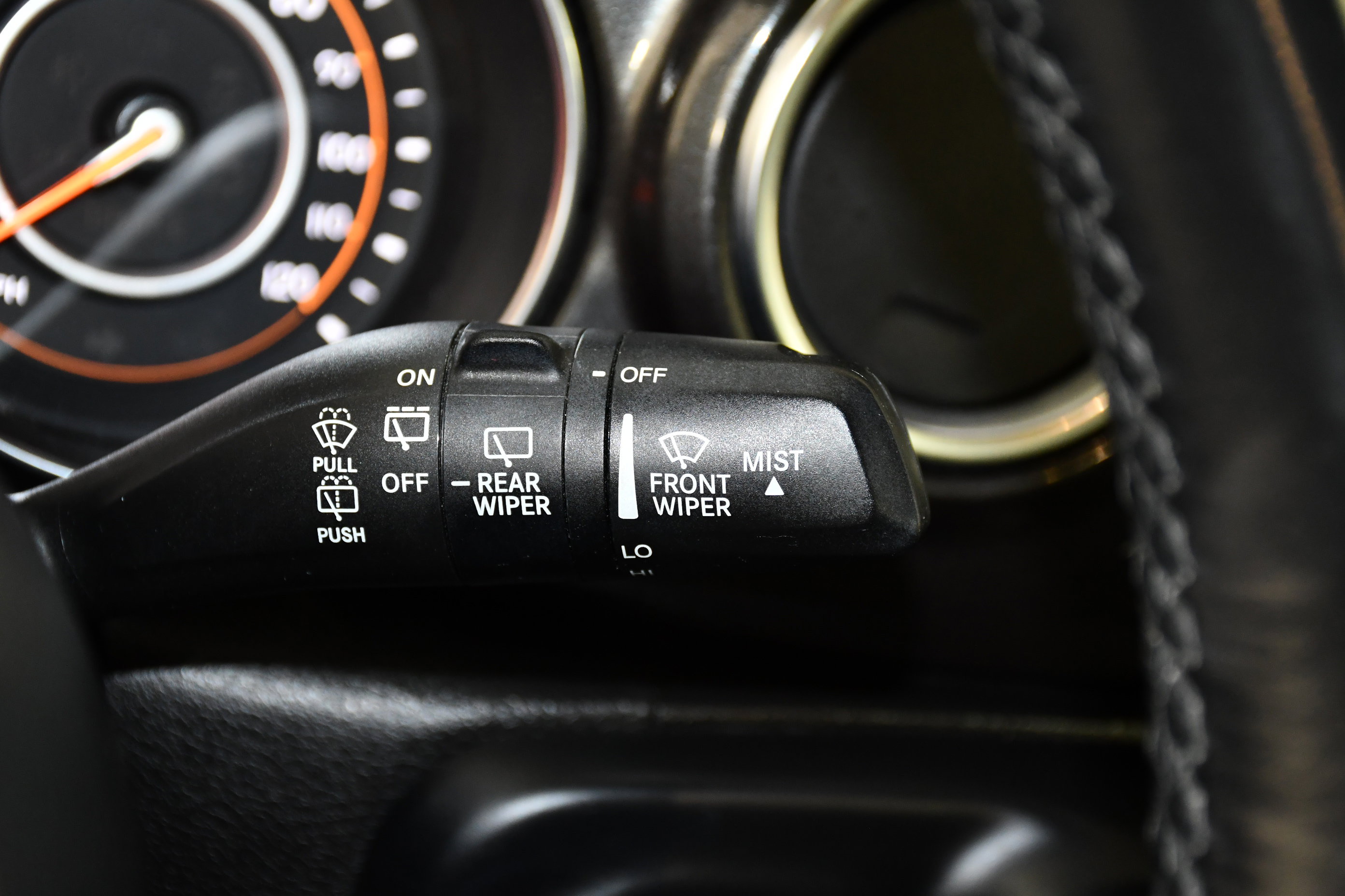 Used 2020 Jeep Wrangler Unlimited Sahara AWD/4WD image 25