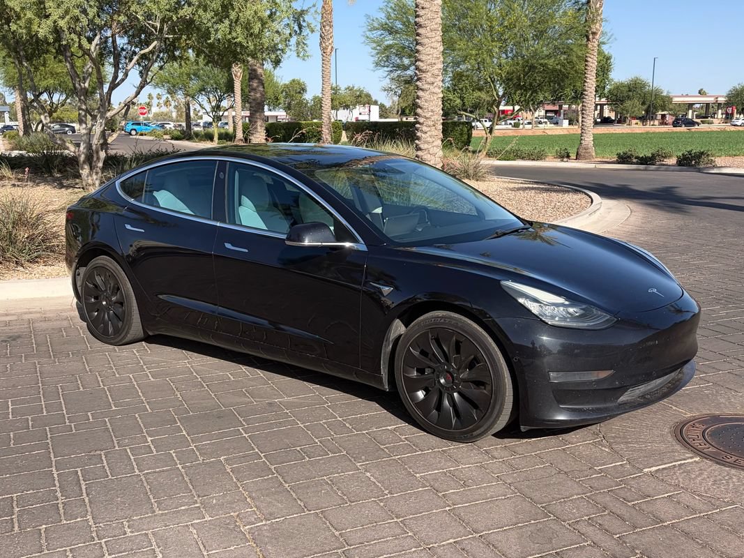 Used 2018 Tesla Model 3 Performance AWD/4WD image 1