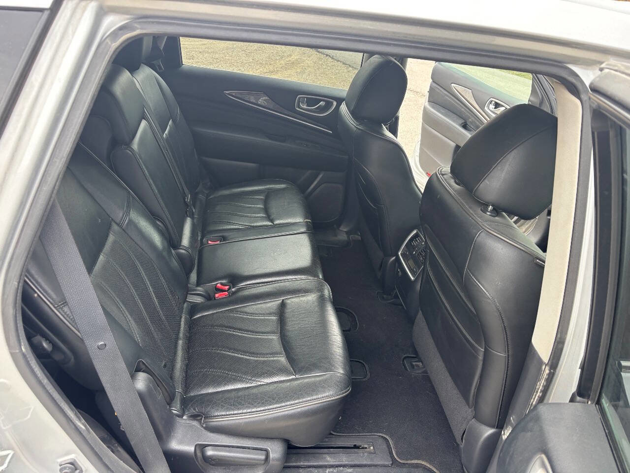 Used 2013 INFINITI JX35 AWD w/ Premium Pkg image 20