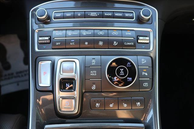 Used 2021 Hyundai Santa Fe Limited w/ Cargo Package AWD/4WD image 19
