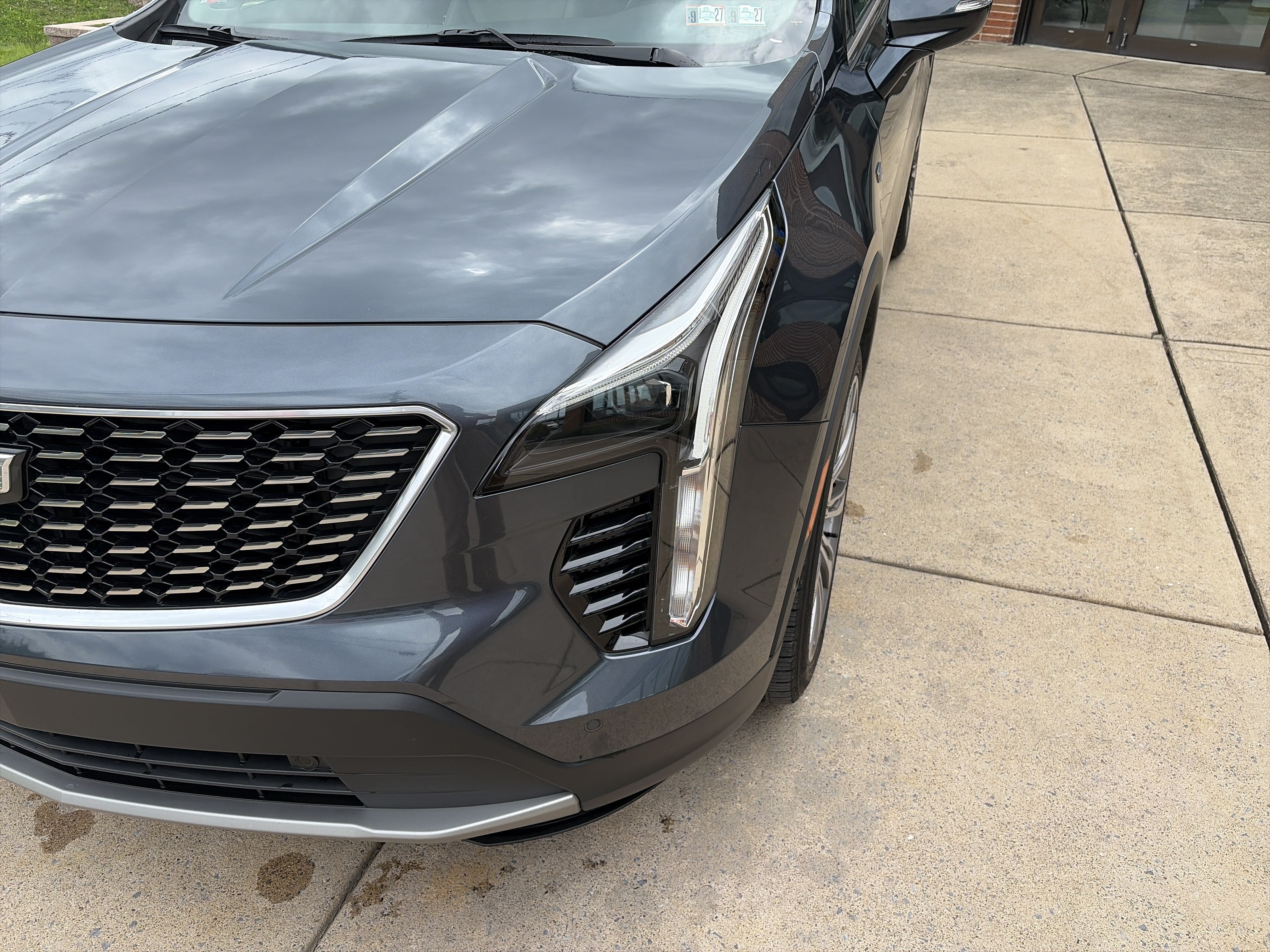 Used 2019 Cadillac XT4 Premium Luxury w/ Enhanced Visibility Package AWD/4WD image 10