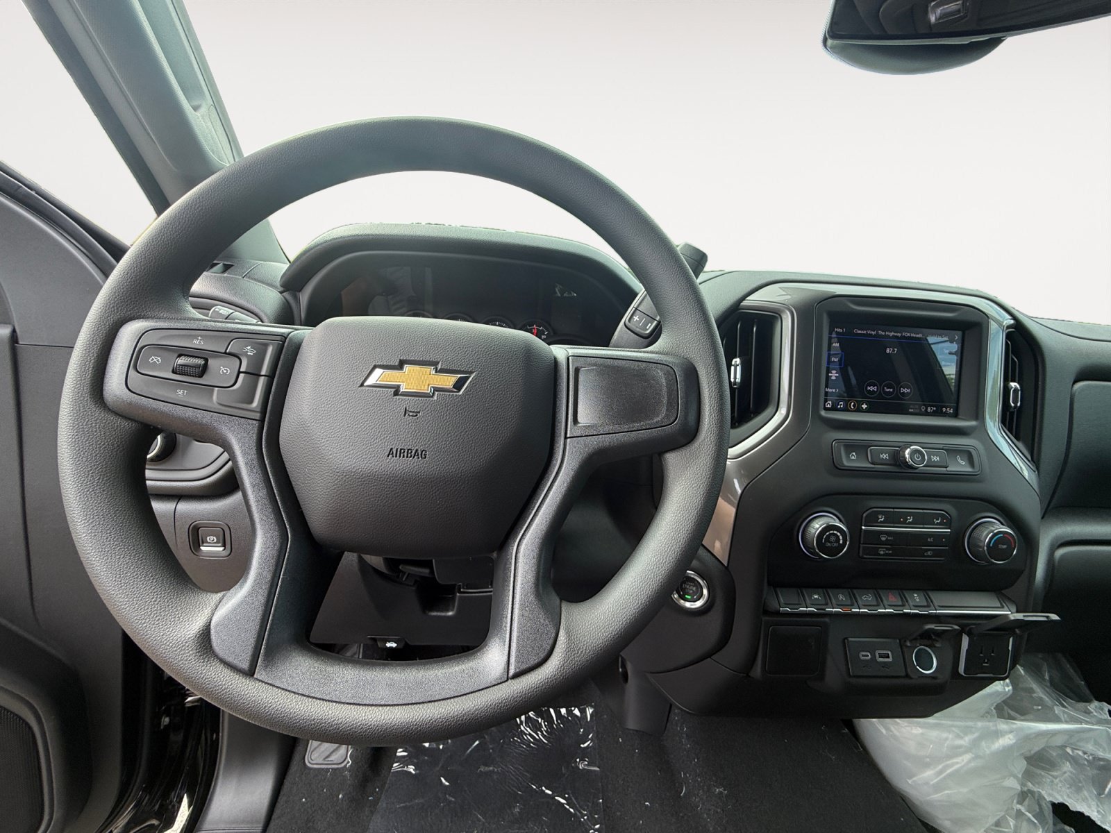 New 2026 Chevrolet Silverado 1500 Custom AWD/4WD image 6