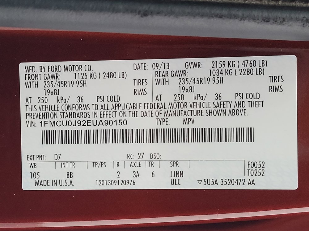 Used 2014 Ford Escape Titanium FWD image 33