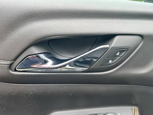 Used 2023 GMC Acadia SLE FWD image 46