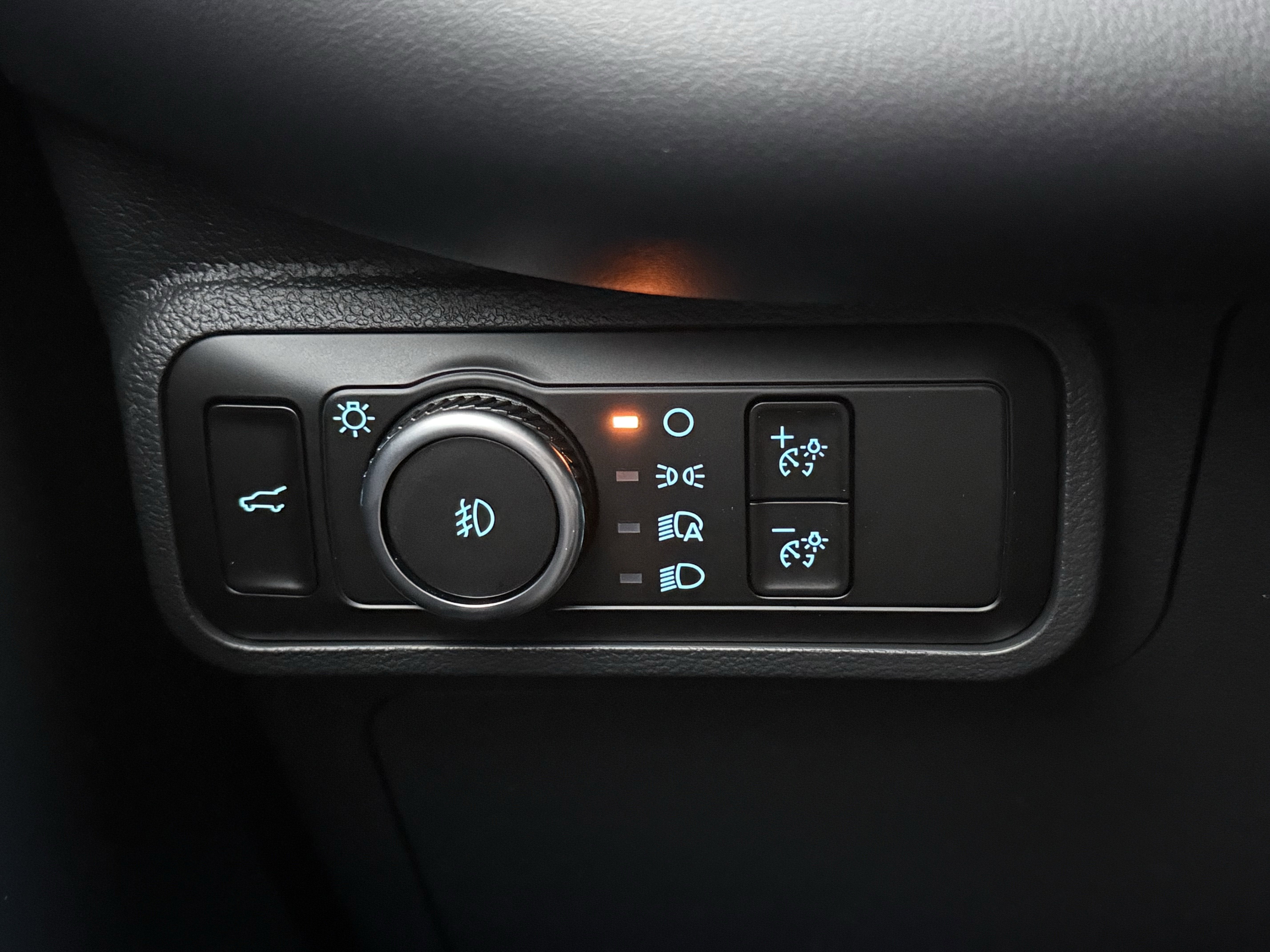 New 2026 Ford Explorer ST-Line RWD image 24