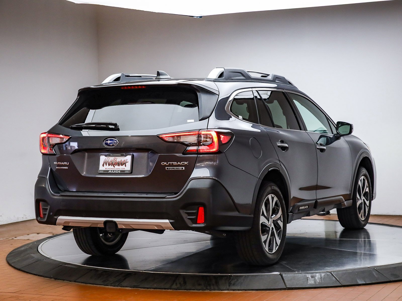 Used 2022 Subaru Outback Touring image 7