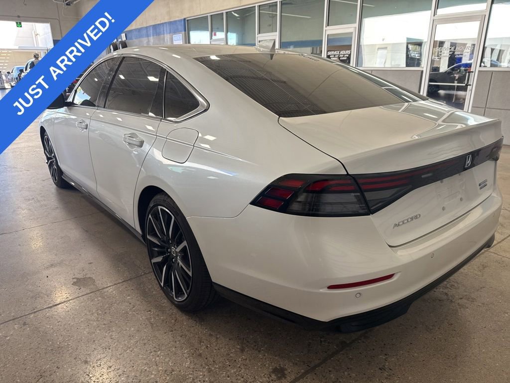 Used 2025 Honda Accord Touring image 4