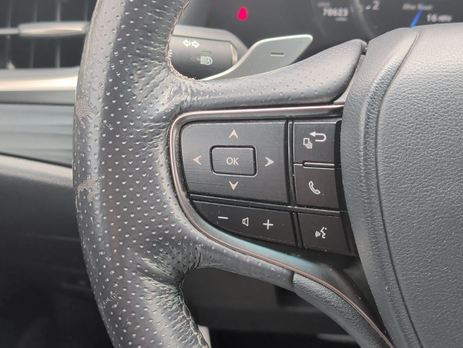 Certified 2020 Lexus ES 350 F Sport w/ Accessory Package 2 FWD image 14