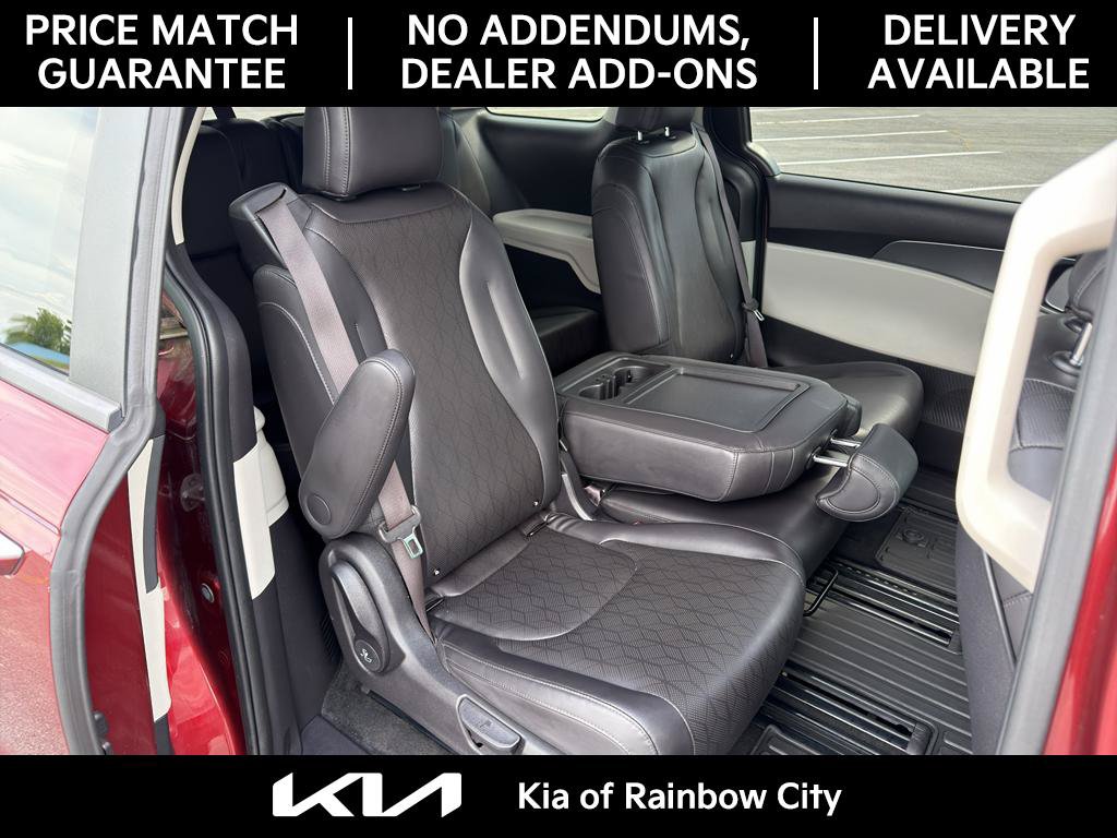 Used 2024 Kia Carnival LX FWD image 27