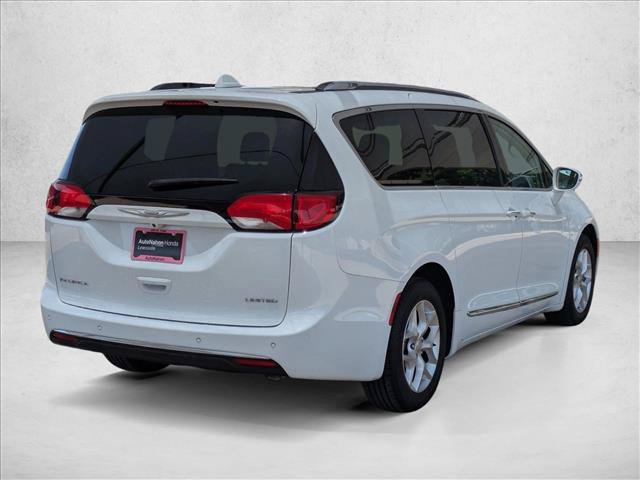 Used 2020 Chrysler Pacifica Limited FWD image 5