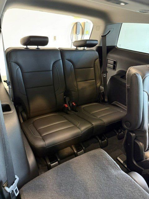 Used 2019 GMC Acadia SLT image 11