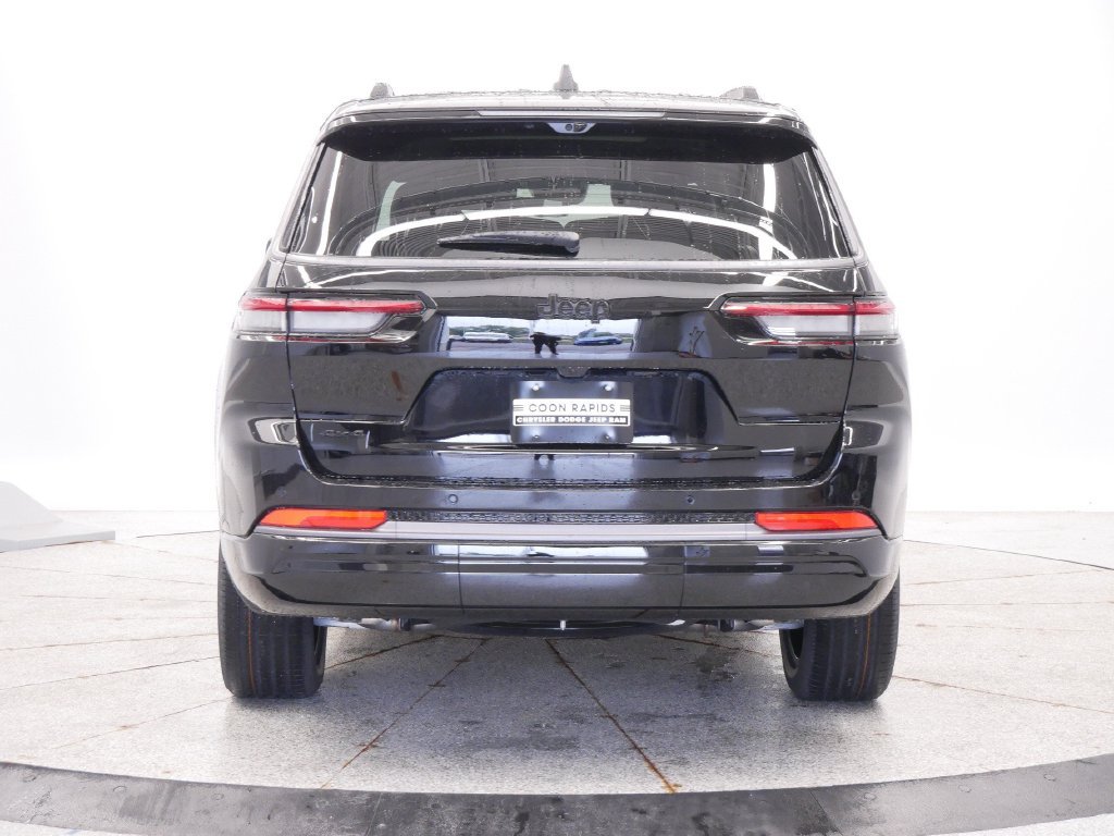New 2027 Jeep Grand Cherokee L Limited AWD/4WD image 4