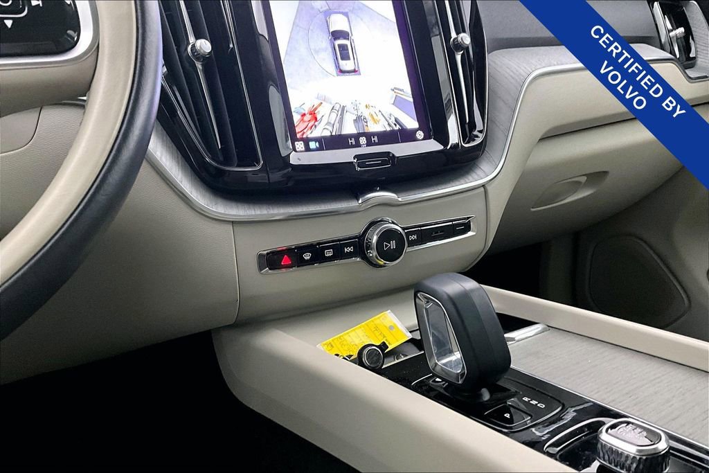 Used 2023 Volvo XC60 B5 Plus w/ Protection Package Premier image 8