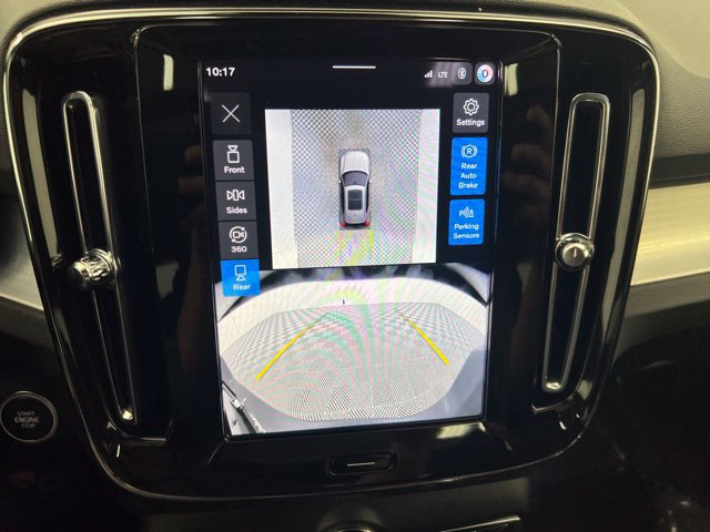 New 2026 Volvo XC40 B5 Ultra w/ Protection Package Premier AWD/4WD image 16