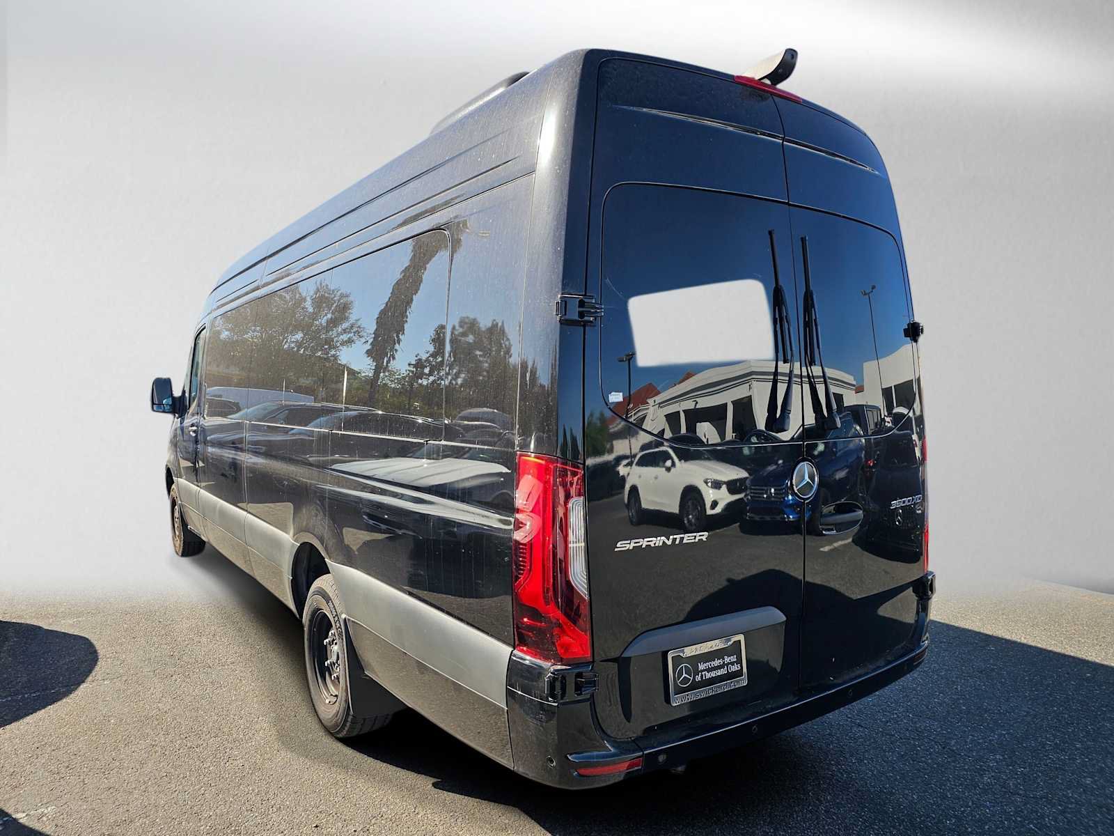 Used 2025 Mercedes-Benz Sprinter 3500 image 5