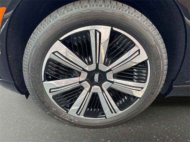 New 2025 Cadillac Escalade IQ Luxury 1 w/ Smart Trailering package image 11
