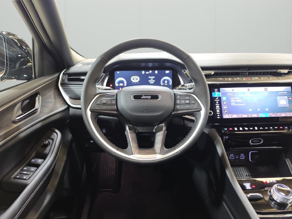 New 2027 Jeep Grand Cherokee 4WD image 18