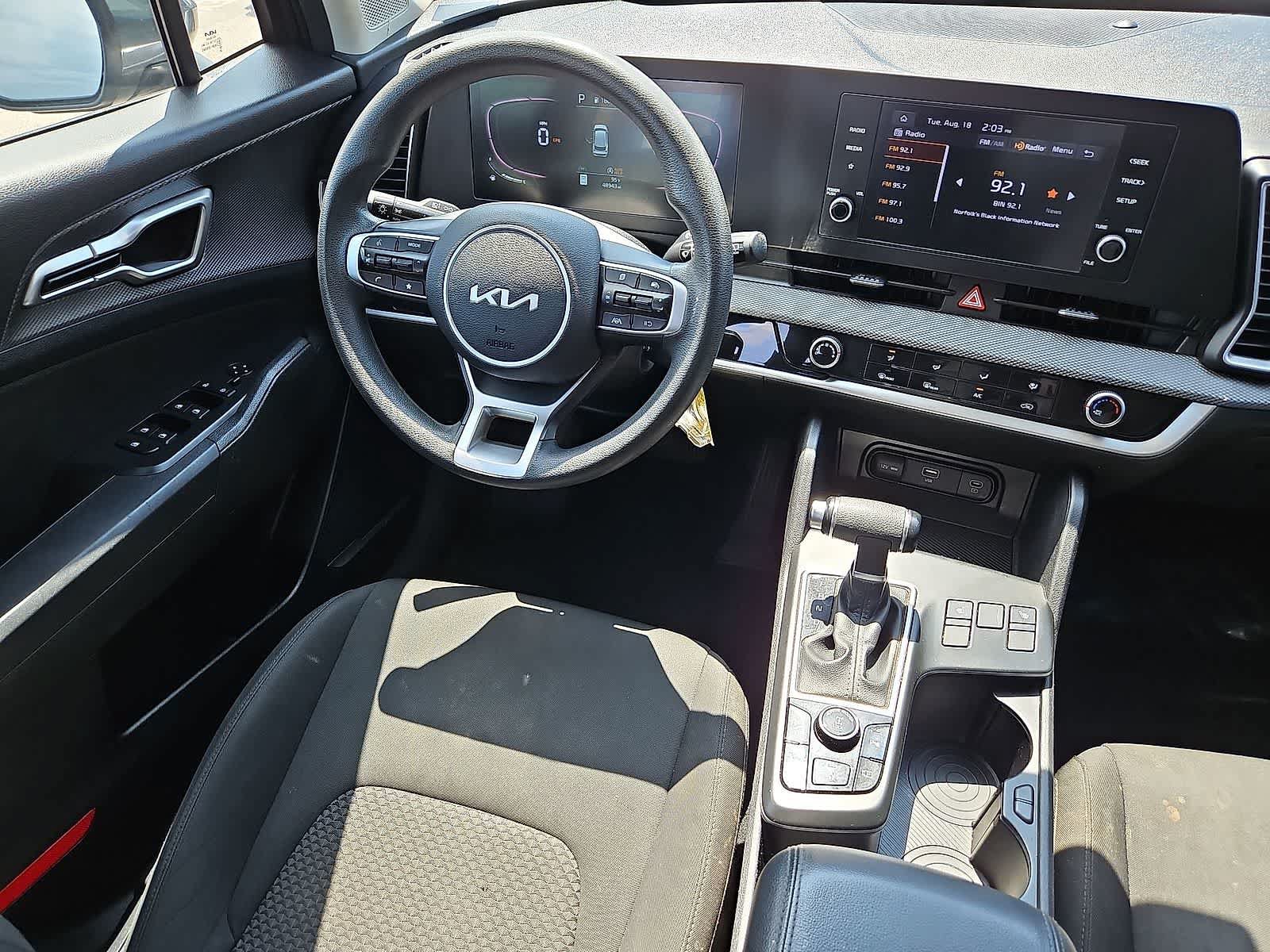 Used 2023 Kia Sportage LX AWD/4WD image 10