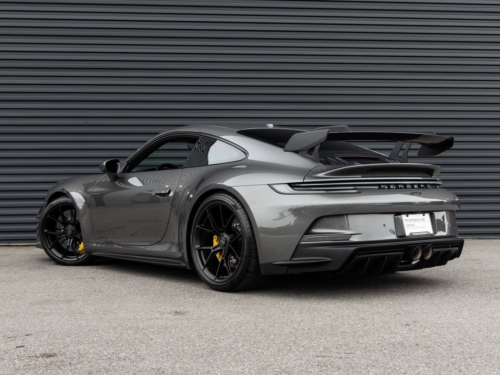 Certified 2022 Porsche 911 GT3 image 3