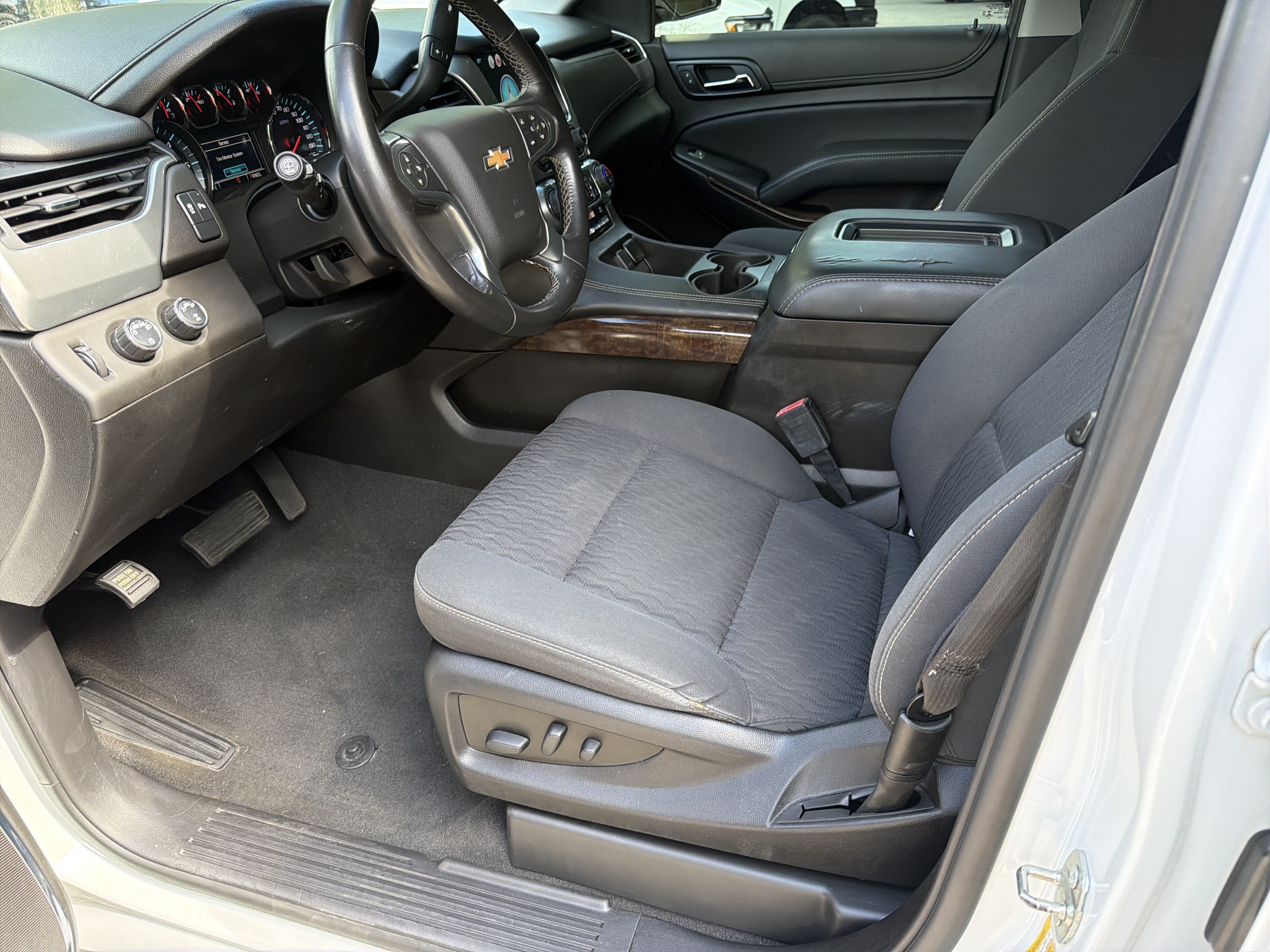 Used 2019 Chevrolet Tahoe LS AWD/4WD image 12