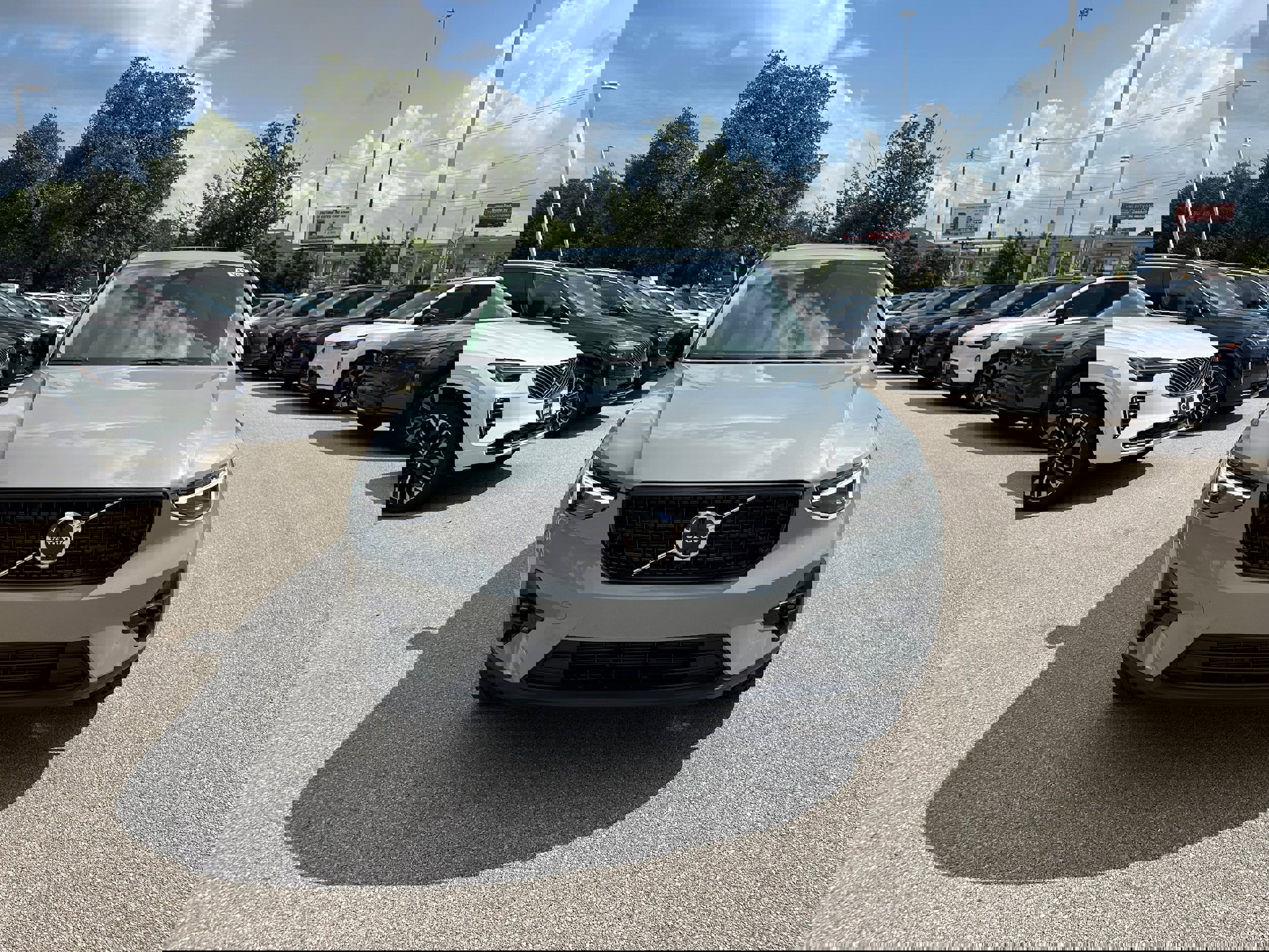 New 2026 Volvo XC40 B5 Plus w/ Protection Package Premier image 6