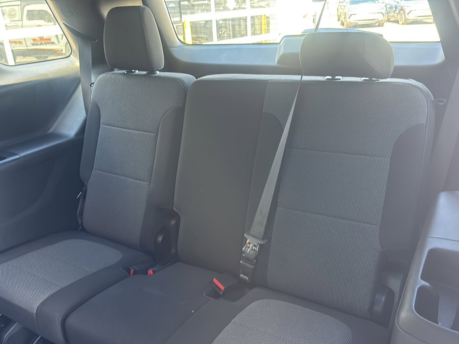 Used 2023 Chevrolet Traverse LT w/ Rear Camera Mirror Package image 21