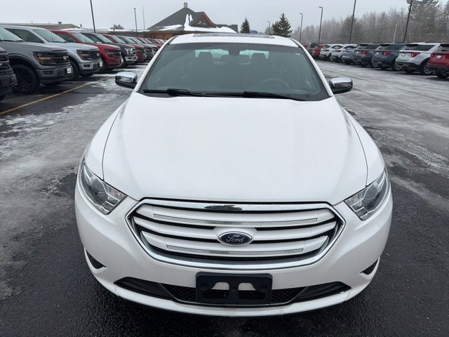 Used 2016 Ford Taurus Limited image 8