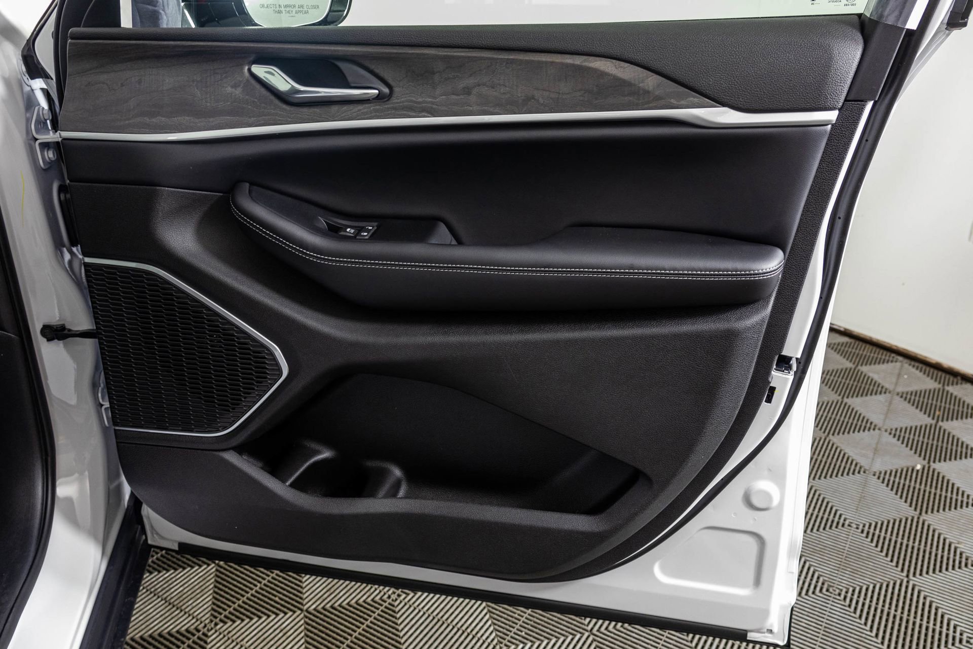 New 2026 Jeep Grand Cherokee Limited image 44