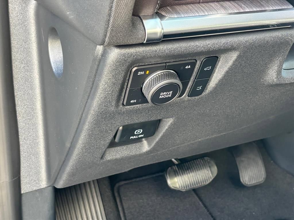 New 2026 Ford Expedition Max Platinum w/ Platinum Ultimate Package image 8