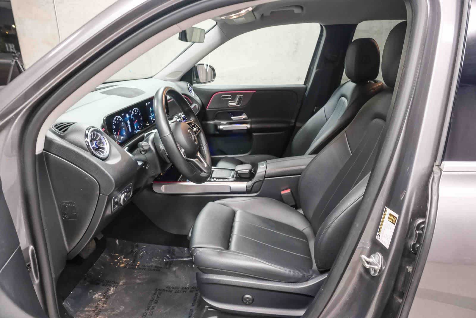 Used 2023 Mercedes-Benz GLB 250 image 24