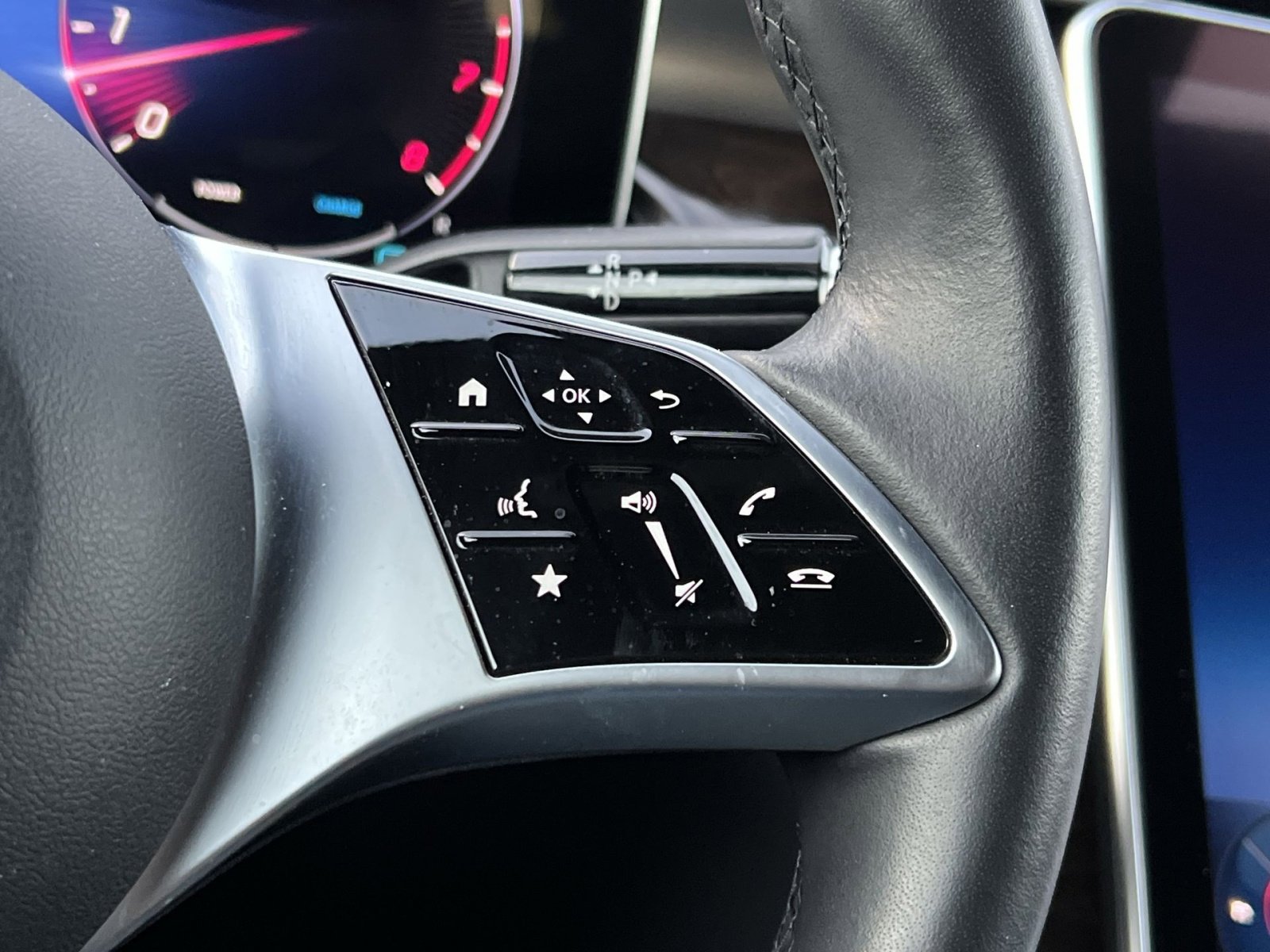 Certified 2023 Mercedes-Benz GLC 300 4MATIC image 29