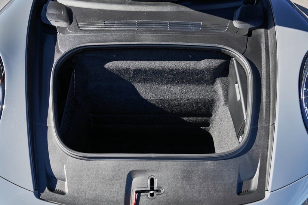 Used 2024 Porsche 911 Carrera S w/ Sport Package RWD image 13