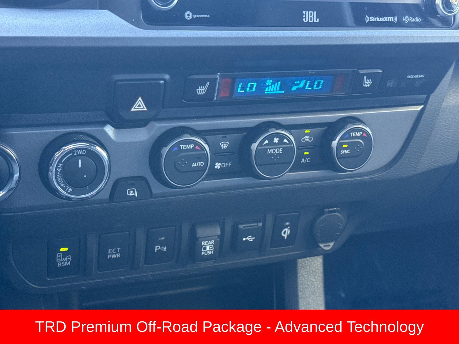 Used 2023 Toyota Tacoma TRD Off-Road w/ TRD Premium Off Road Package AWD/4WD image 20